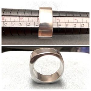 Sterling silver heavy ring size 7 1/4
